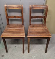 2 HOLZSTÜHLE
