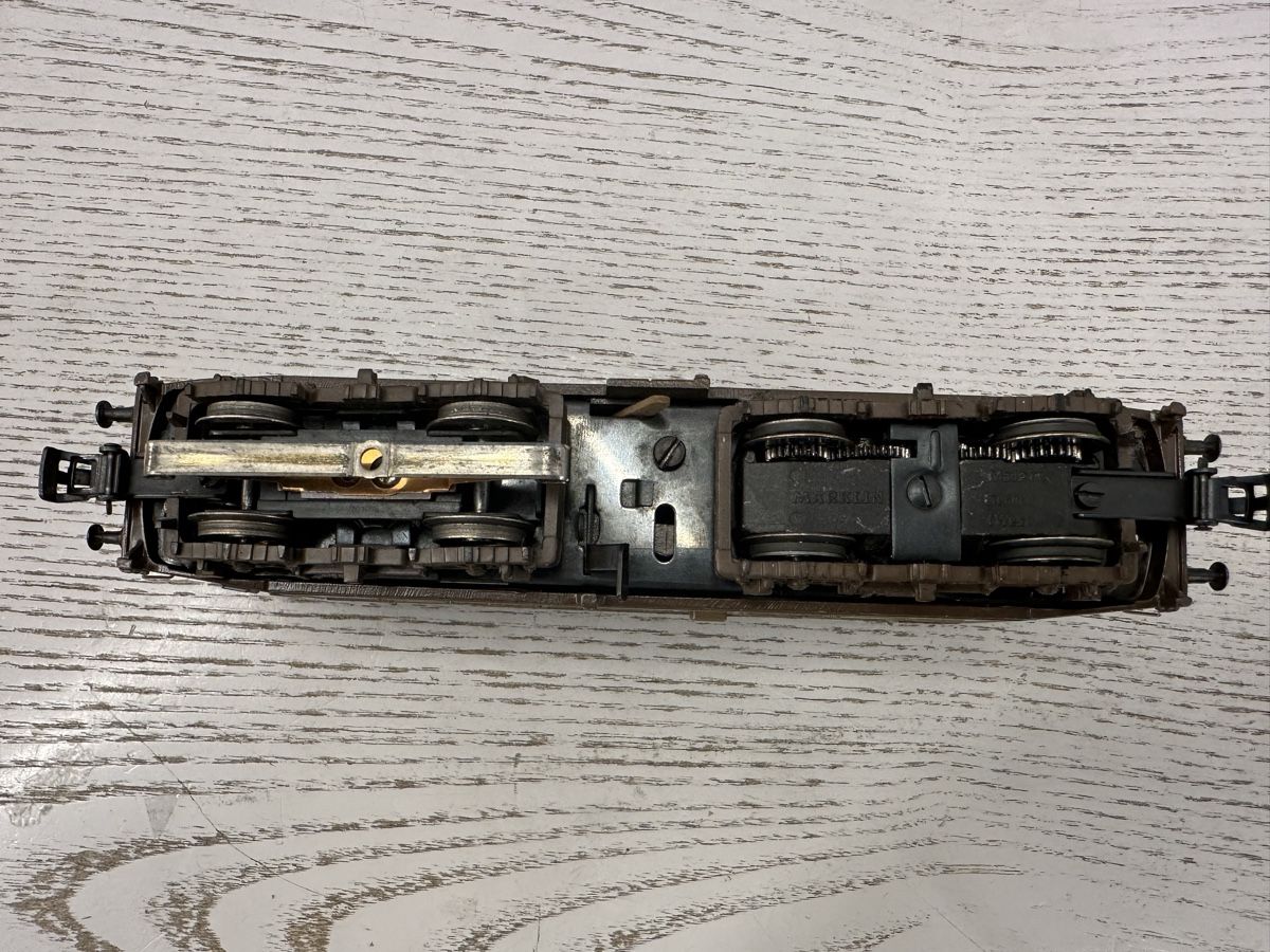 Märklin Modelleisenbahnen: Märklin 3035 FS BR 424 Breda OVP – Gebraucht aus Lupsingen von New-Haven 5