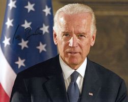 Joe Biden - orig. sign. Grossfoto