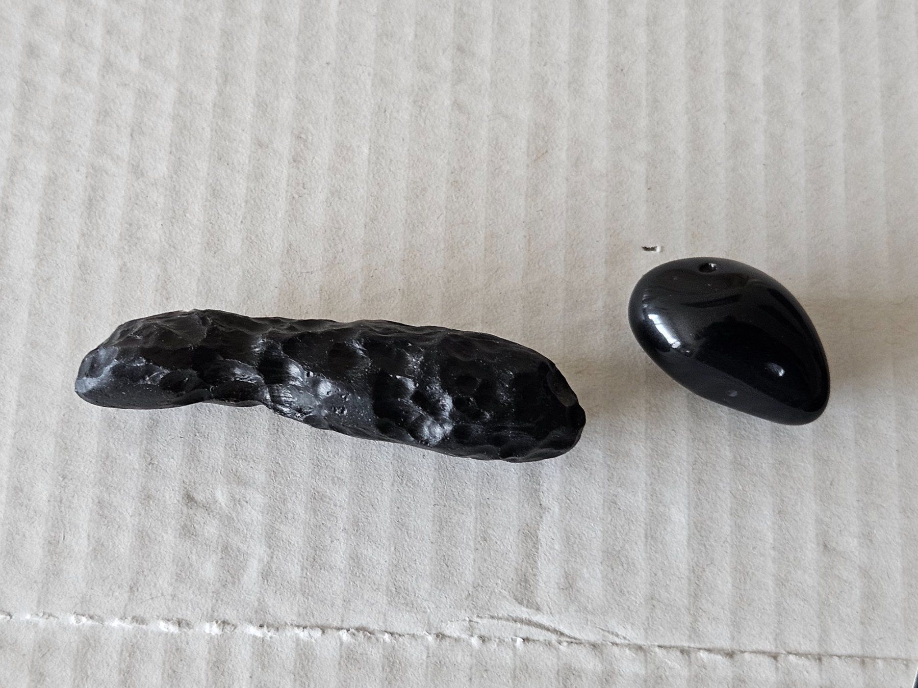 Minerali & Pietre curative: Tektit Indochinit Einschlag Meteorit 20g Meteoriteneinschlag – Usato da Kloten venduto da Euroasia 7