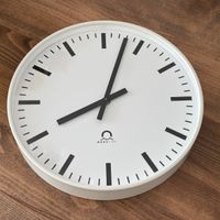 MOBATIME Wanduhr 