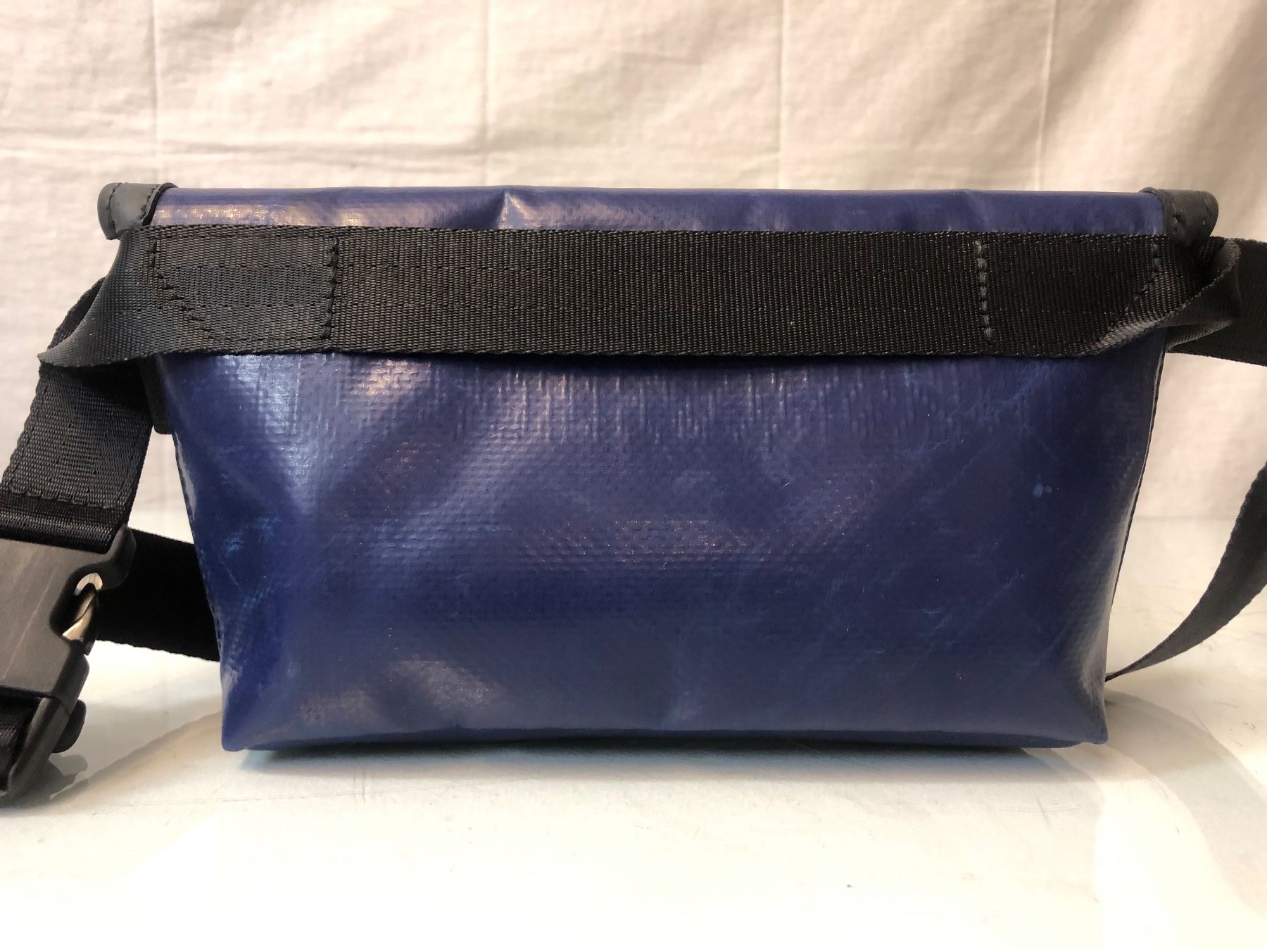 Freitag Borse: Freitag Umhängetasche F40 Jamie – Usato da Brunnen venduto da Allerwaren 3