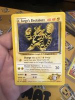 Pokemon Karte Lt. Surge's Electabuzz 27/132 Zustand gut