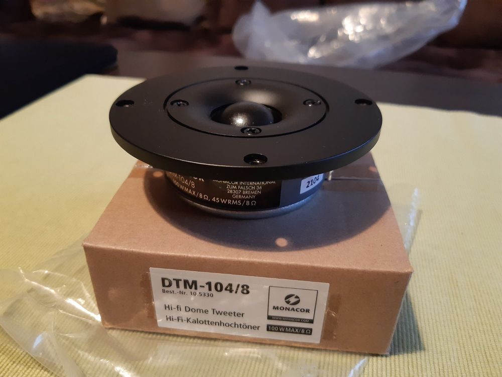 MON DTM-104 - 4: Hifi Dome-tweeter, 45 W, 8 Ohm (8") 4 Ohm (4") Bei