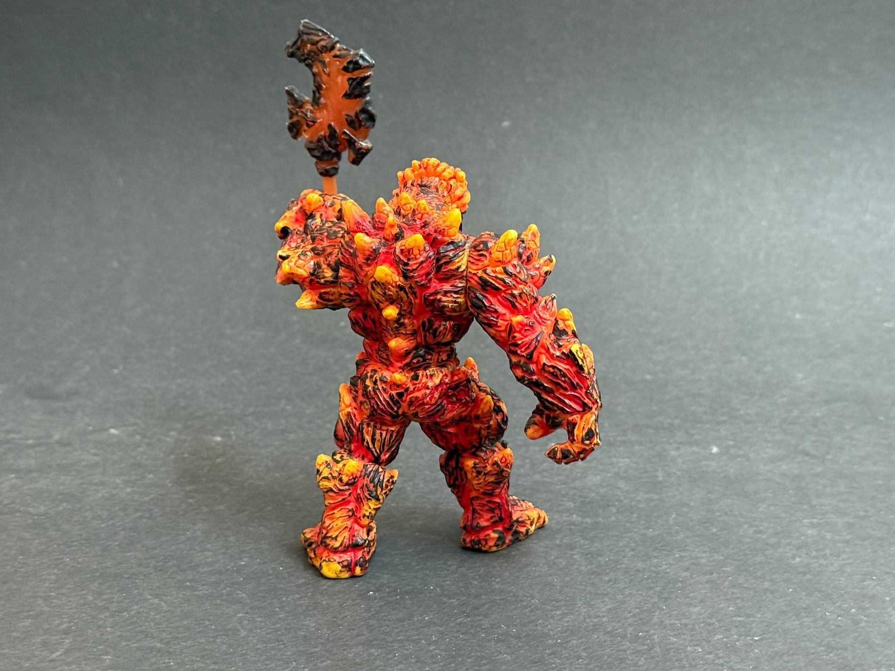 Schleich Statuette: Schleich 42447 Lava Golem mit Waffe Eldrador – Usato da Ennetbaden venduto da mapa05 3