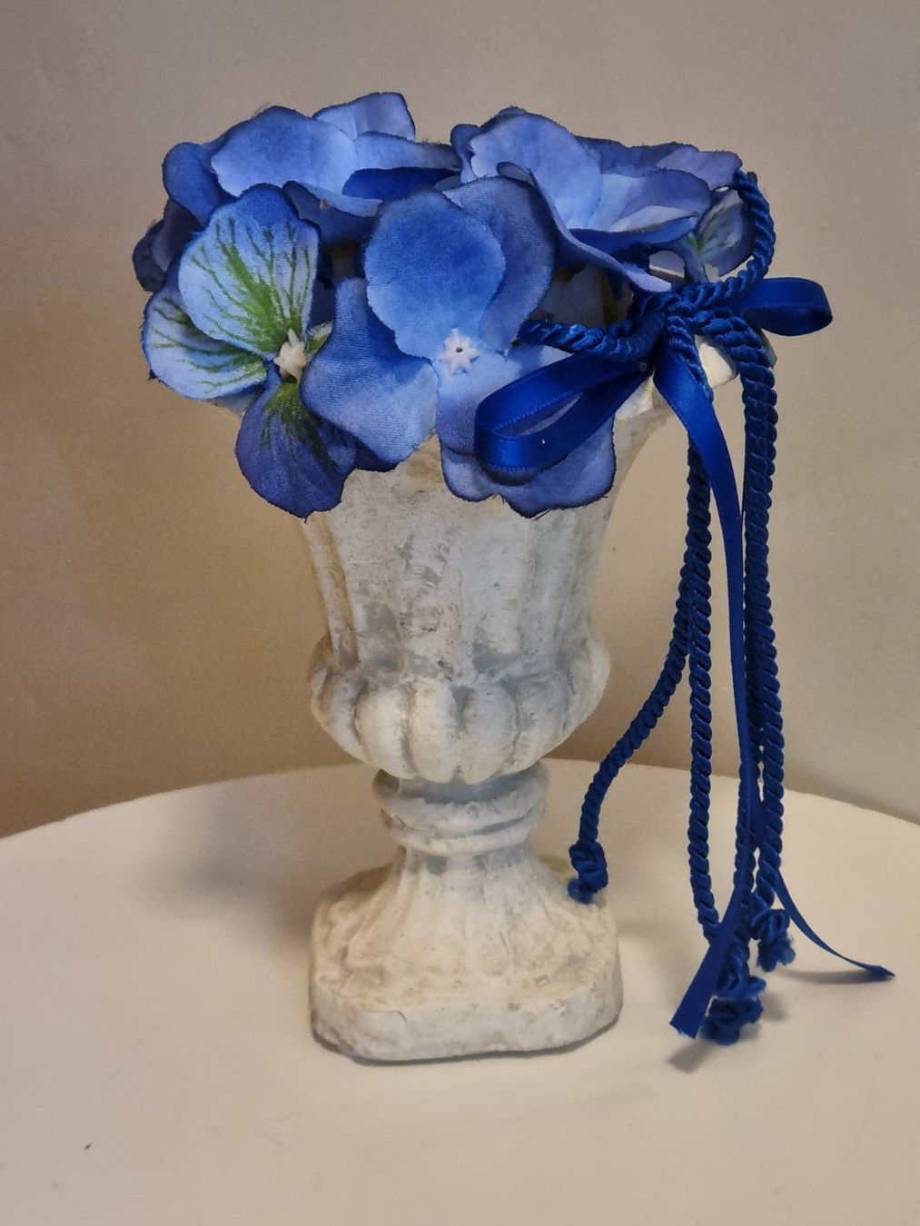 Blumentöpfe: Mini Urne Cachepot Antik Stil blaue Blumen – Gebraucht aus Scharnachtal von devin03 2