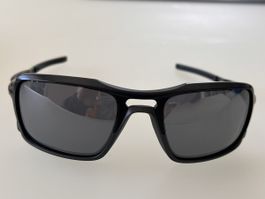 Oakley Sonnenbrille, Modell Fuel Cell, Schwarz, NEU Top!