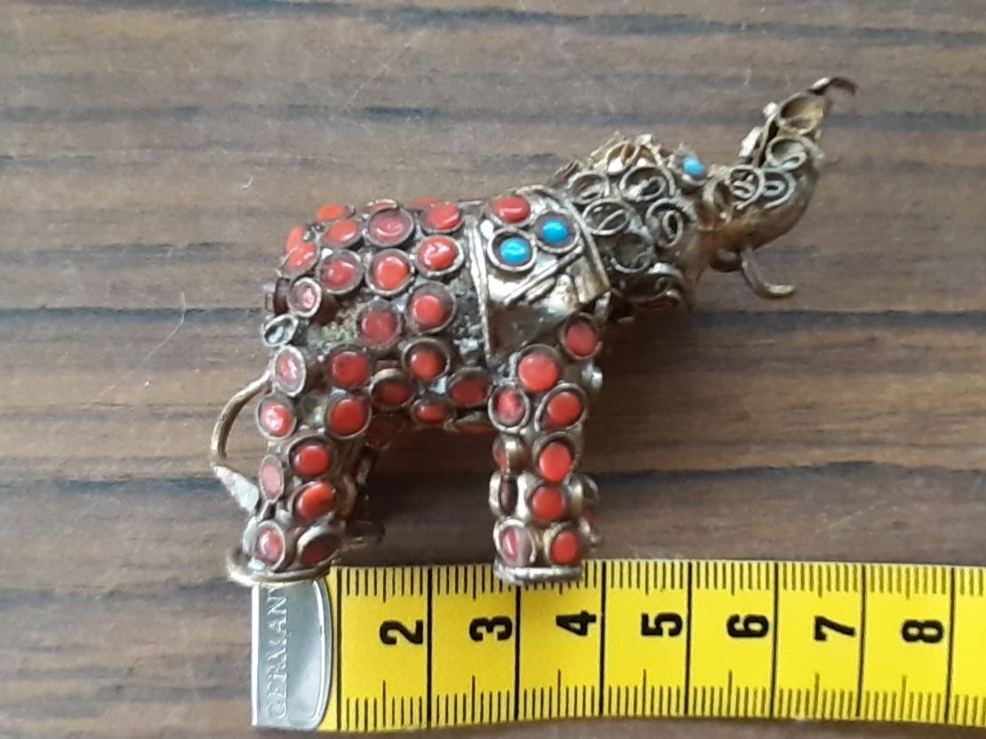 Alle Dekorationen: Antiker Elefant Tibet Granate Türkis – Gebraucht aus Mörschwil von antiksalon21 7