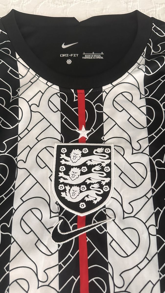 Nike Canottiere & Pantaloni: England Jersey 26/26 – Nuovo (secondo la descrizione) da Oberrieden venduto da jon_5cl2 1