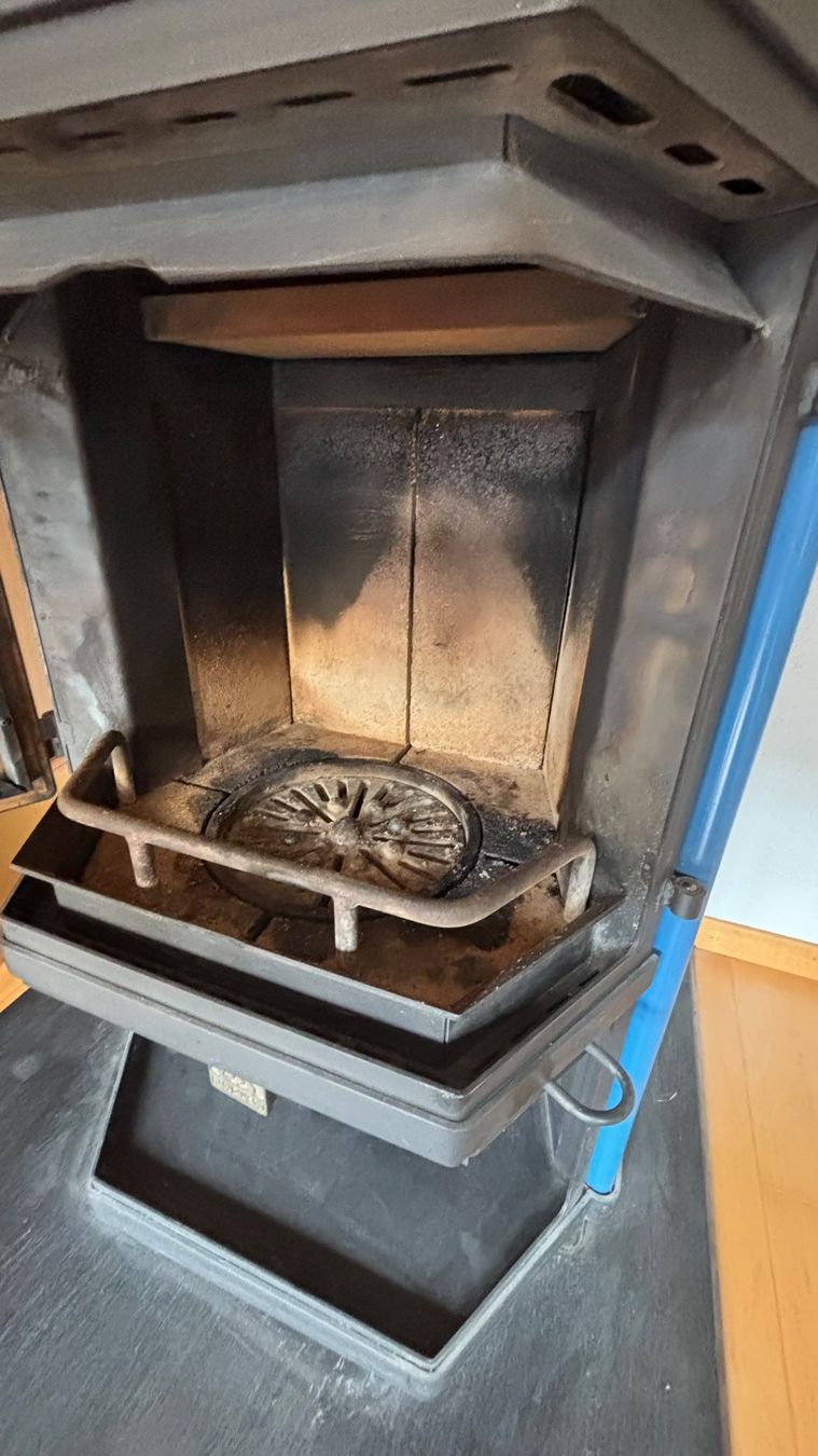 Stufe caminetto: Schwedenofen gebraucht – Usato da Bühler venduto da Shila10 2
