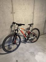 Cube Attention bike