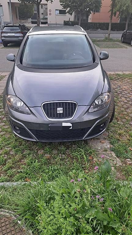 Autos: Seat Altea XL – Defekt aus Steinhausen von Feste_Burg 1