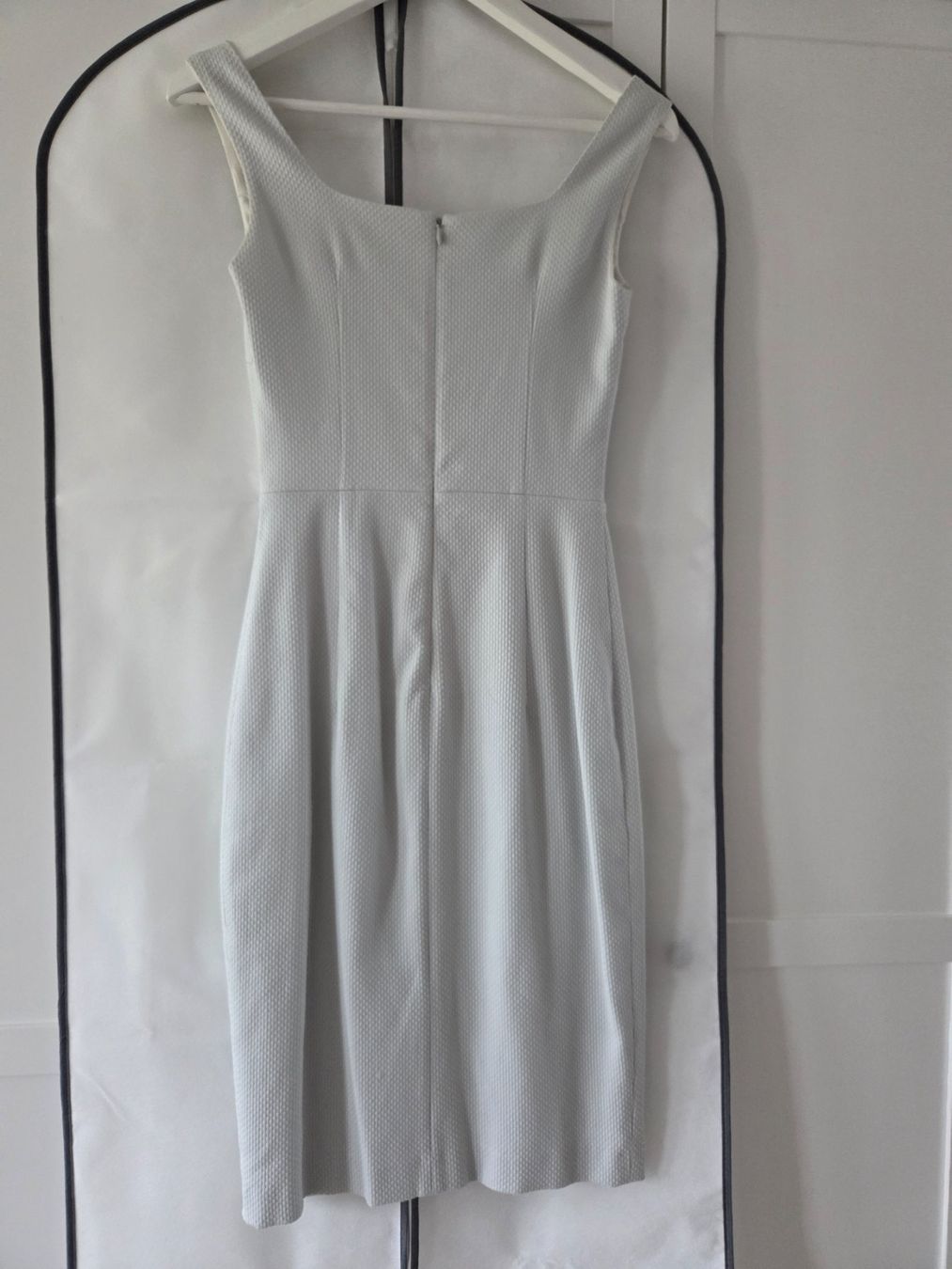 Vestiti: Reiss Cocktailkleid – Usato da Fällanden venduto da cga_j8jw 2