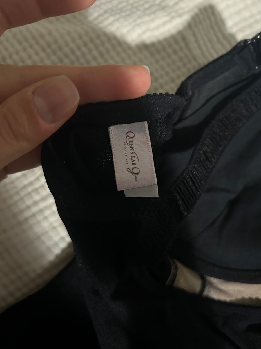 Top: Corset Top – Nuovo (secondo la descrizione) da Horgen venduto da mar_9yv7 4