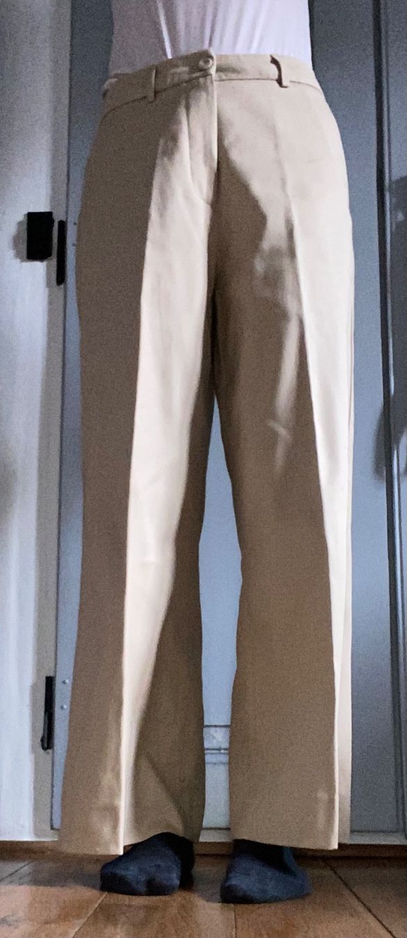 Max Mara Pantaloni: Pantalon Vasto de Week-end Max Mara – Nuovo (secondo la descrizione) da Hermance venduto da joe_td6n 5
