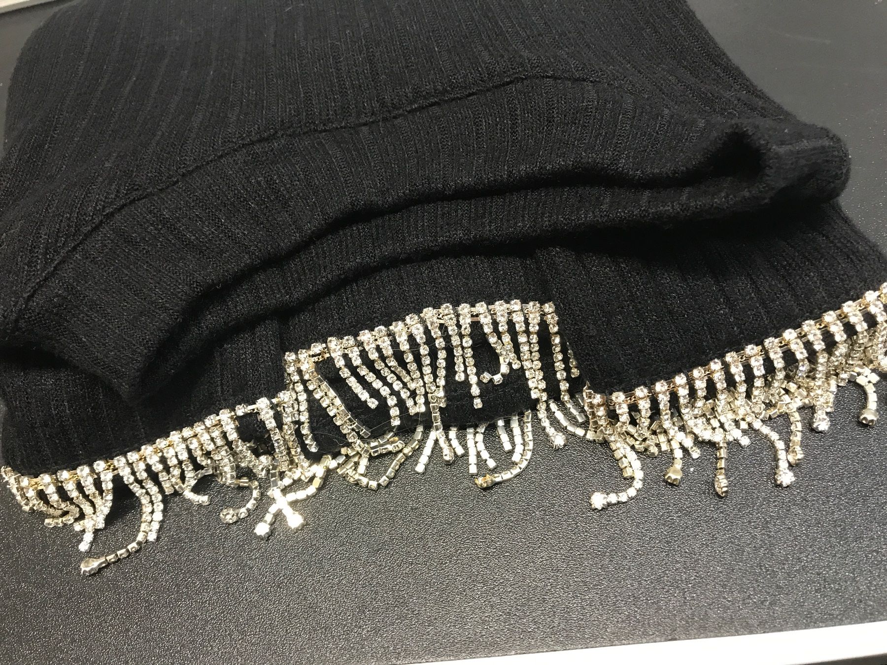 Zara Kleider: Zara Kleid mit Strass am Saum Gr S – Gebraucht aus St. Margrethen SG von kellenbh 2