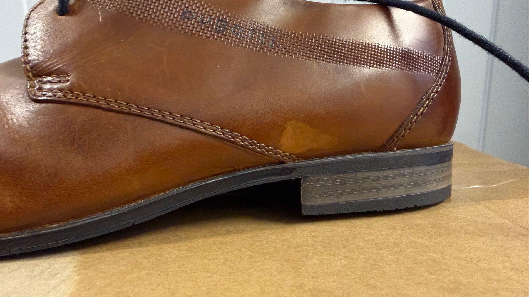 Bugatti Scarpe da uomo: Bugatti Herrenschuhe Leder 44 – Usato da Zürich venduto da guille.arg 7