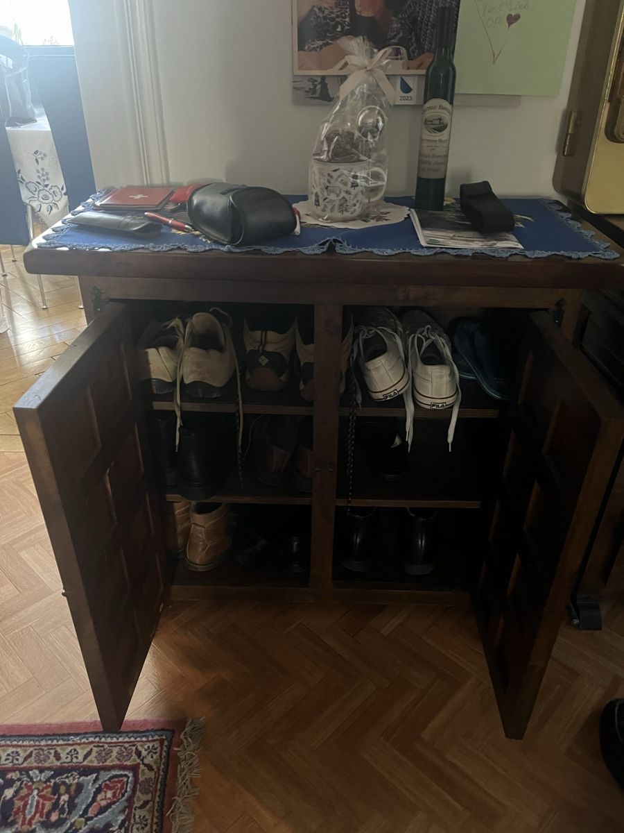 Commodes: Kommode – D'occasion à Schindellegi par jerome191108 1
