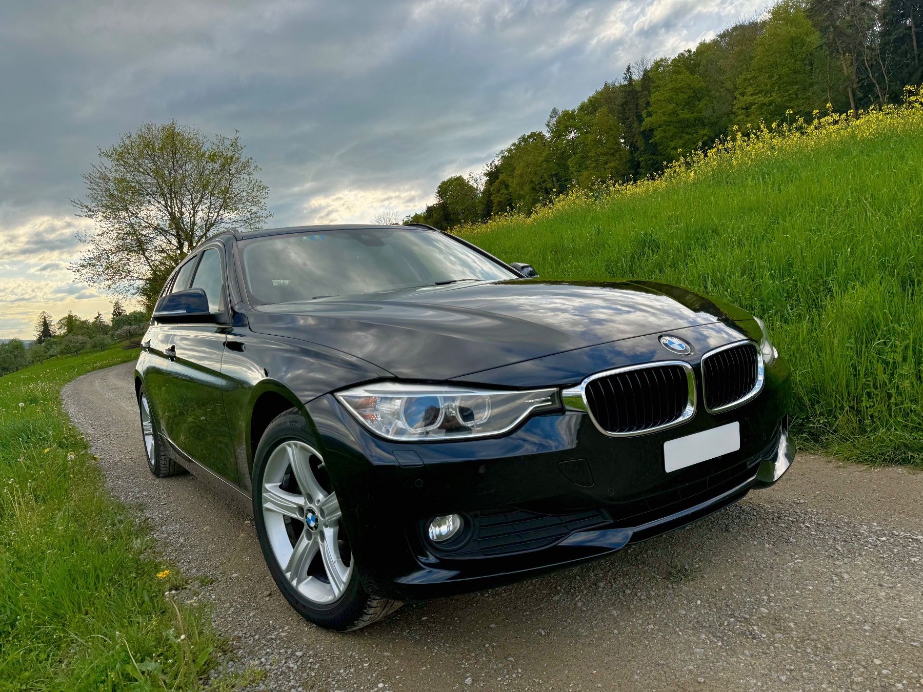 BMW Automobili: 320d xDrive Sport Line – Usato da Weinfelden venduto da joh_6jcy