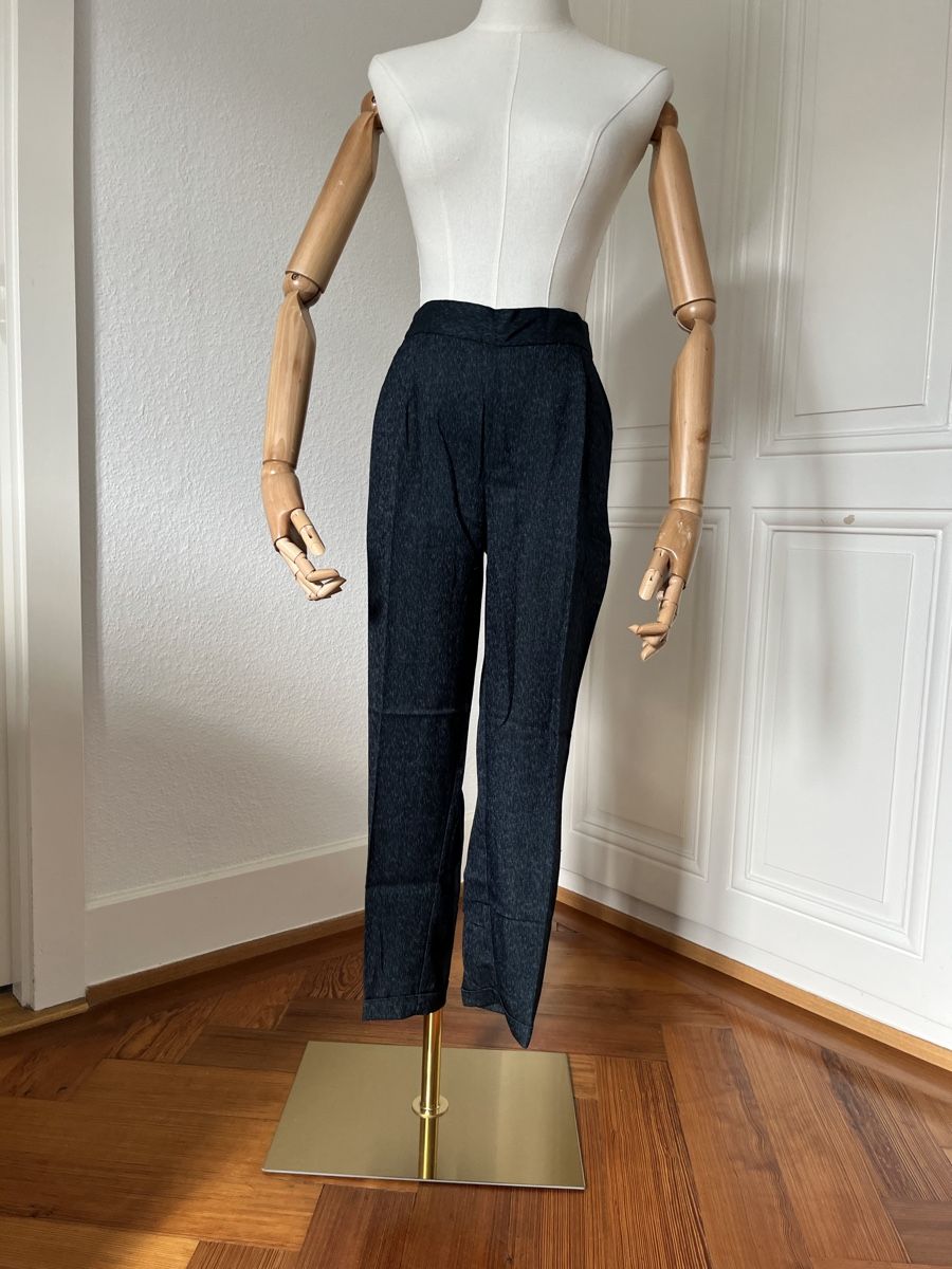 Pull&Bear Pantaloni: Pull&Bear Women's Pants Size 28 NWT – Nuovo (secondo la descrizione) da Mies venduto da Nib2011 1