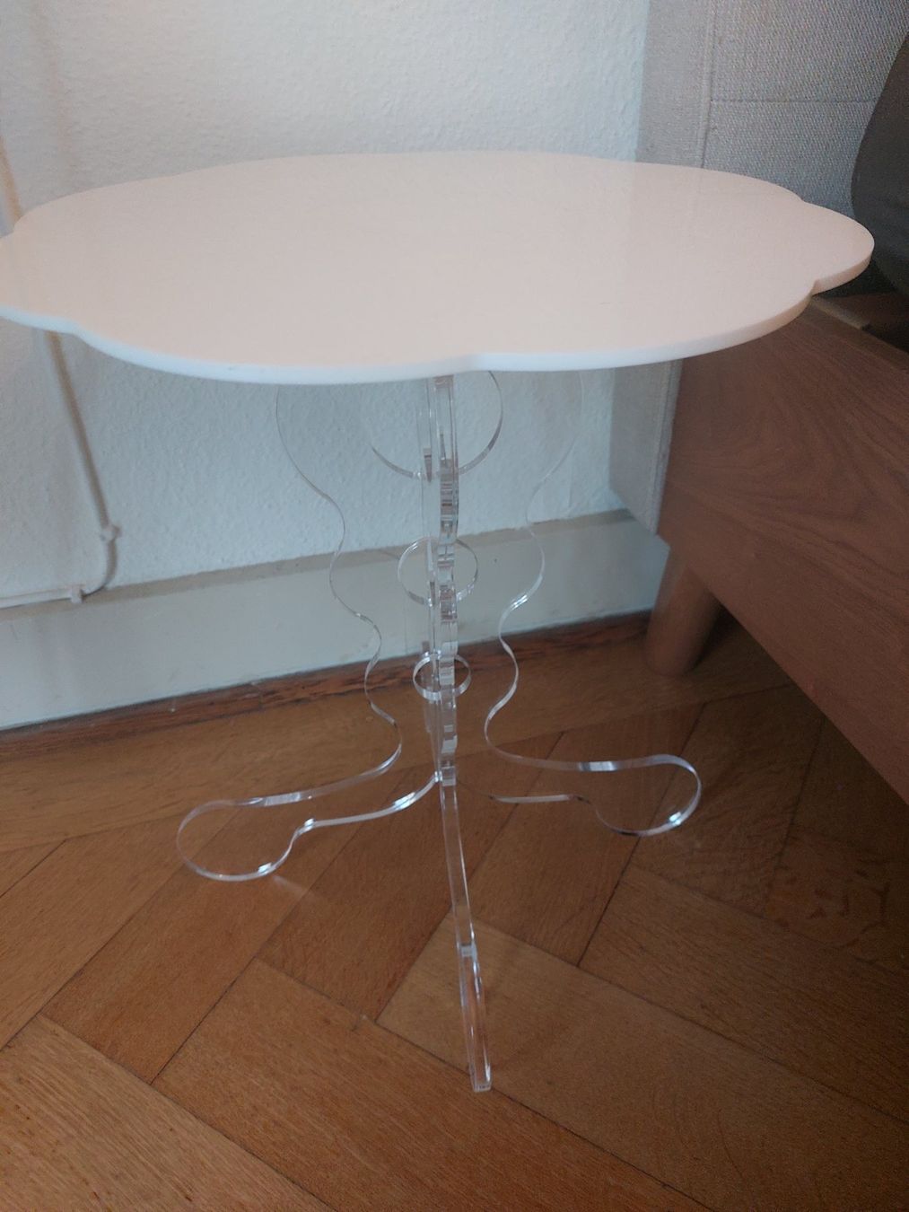 Westwing Nachttische: Kleiner Tisch/Nachttisch – Neu (gemäss Beschreibung) aus Basel von chilemente77