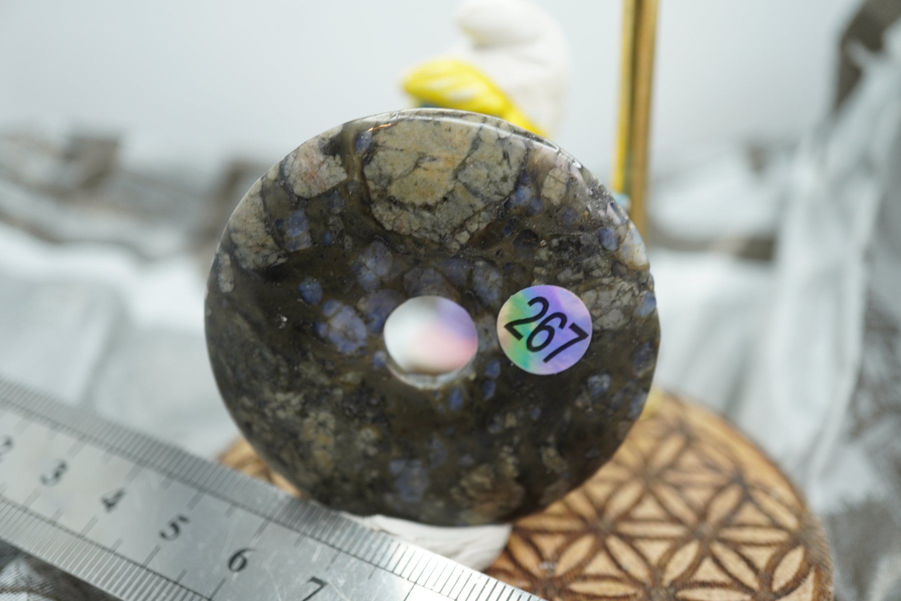 Minerali & Pietre curative: Merlinit     Pi  Scheibe  ca50mm    ab  1.-     Räumung – Nuovo e nell'imballaggio originale da Eschenbach SG venduto da topstone 3