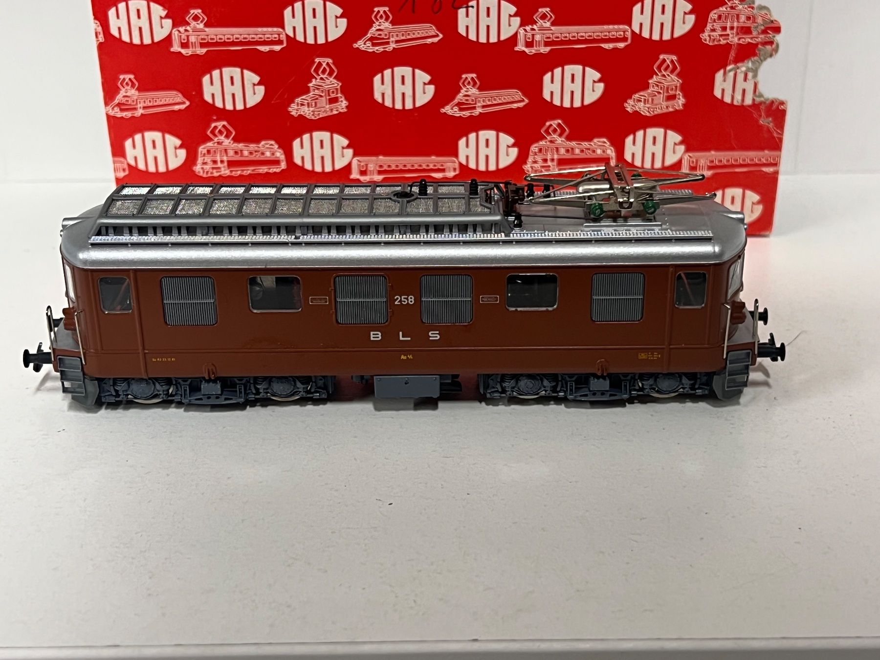 Hag Trains électriques: Hag Nr.182 Ae 4/4 BLS AC Analog – D'occasion à Geroldswil par TopTrain54 1