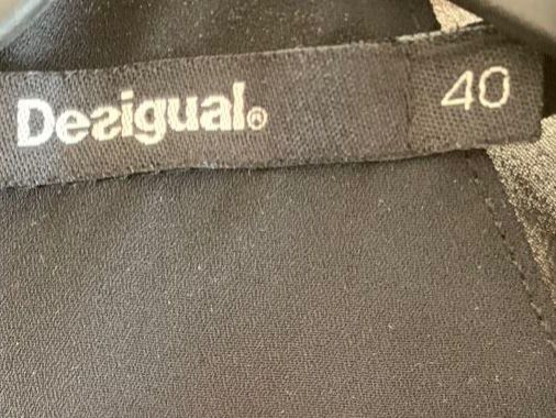 Desigual Robes: Desigual robe 👗 noire taille 40 – Neuf (Voir description) à Prilly par Sissi_1009 2