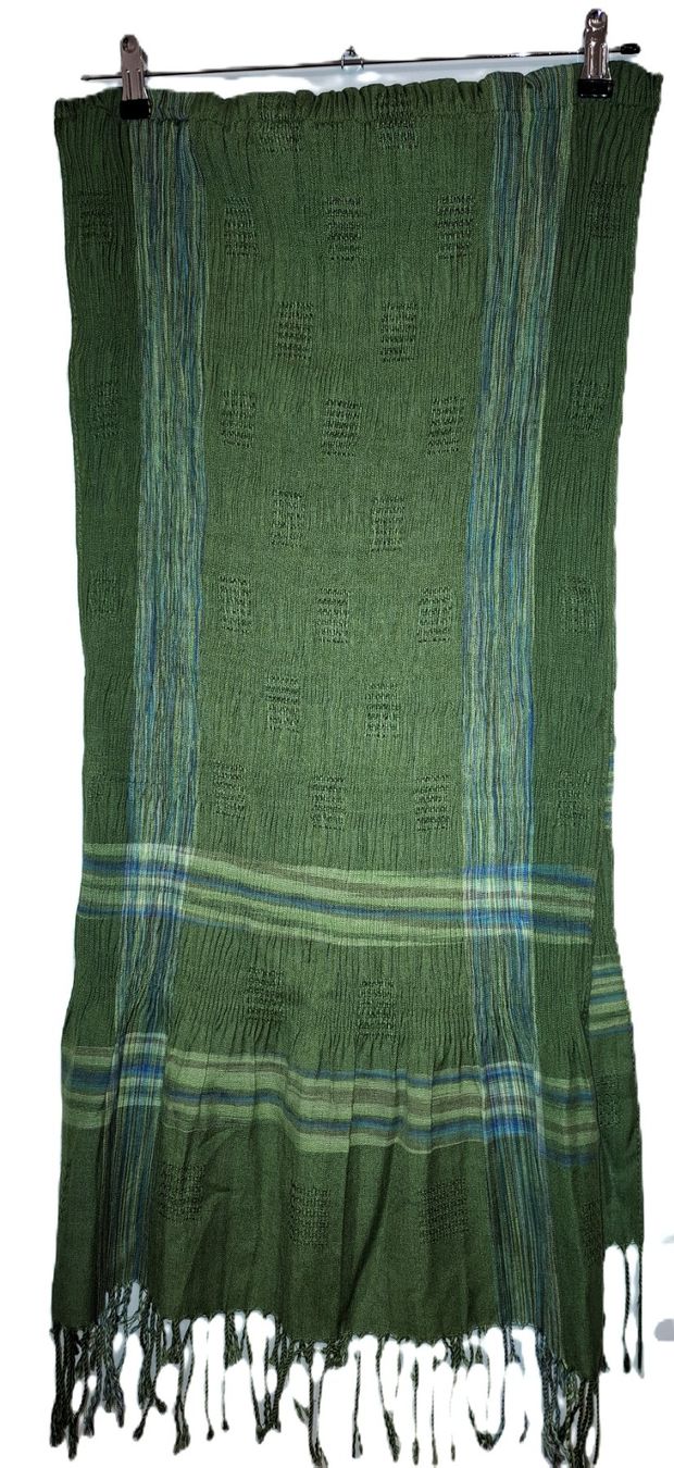 Foulard & Sciarpe: Schal – Nuovo e nell'imballaggio originale da Dietikon venduto da oldi53