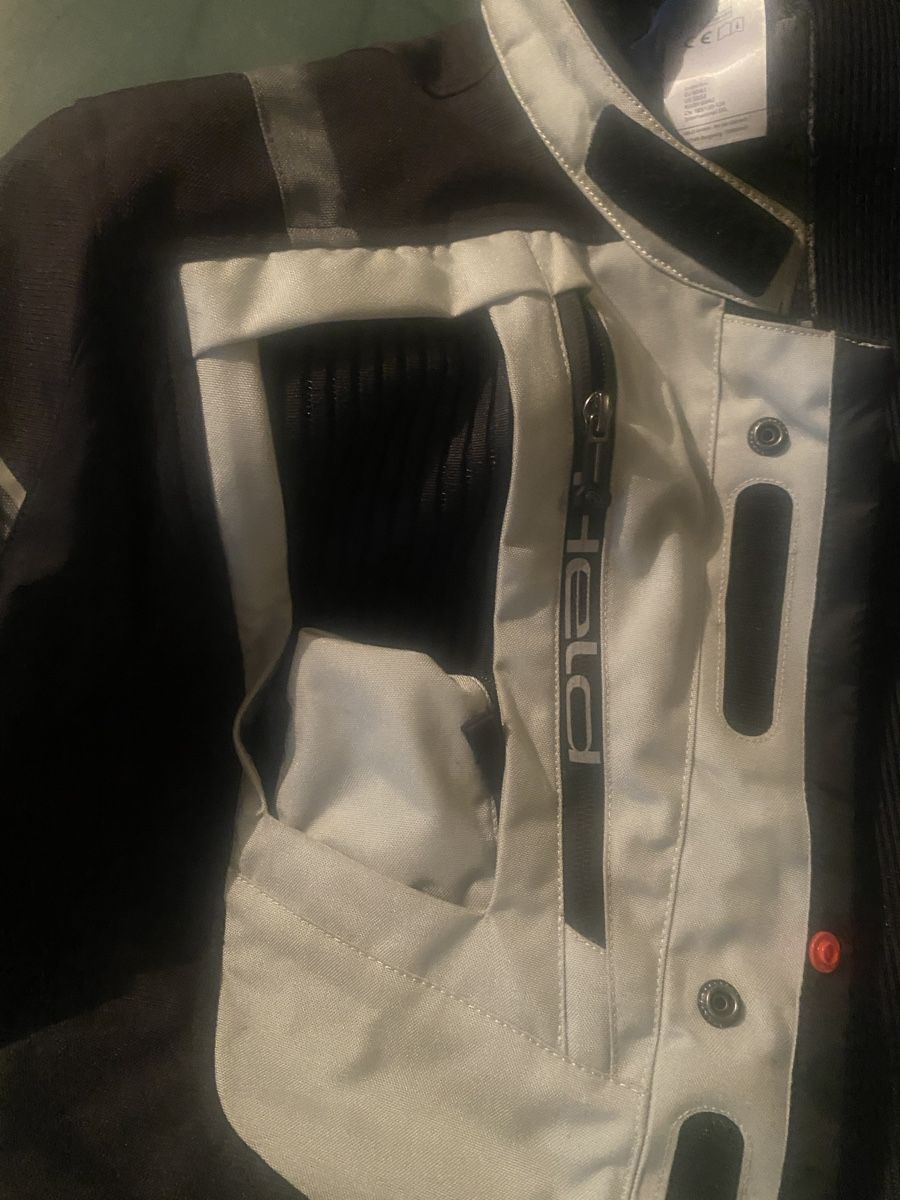 Giacche: Veste moto homme – Usato da Farvagny-le-Grand venduto da philou018 2