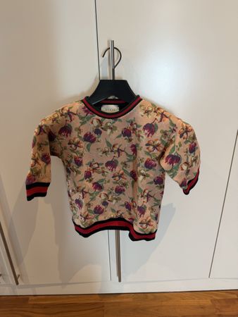 Gucci Pullover Grösse 8 Jahre, sehr guter Zustand