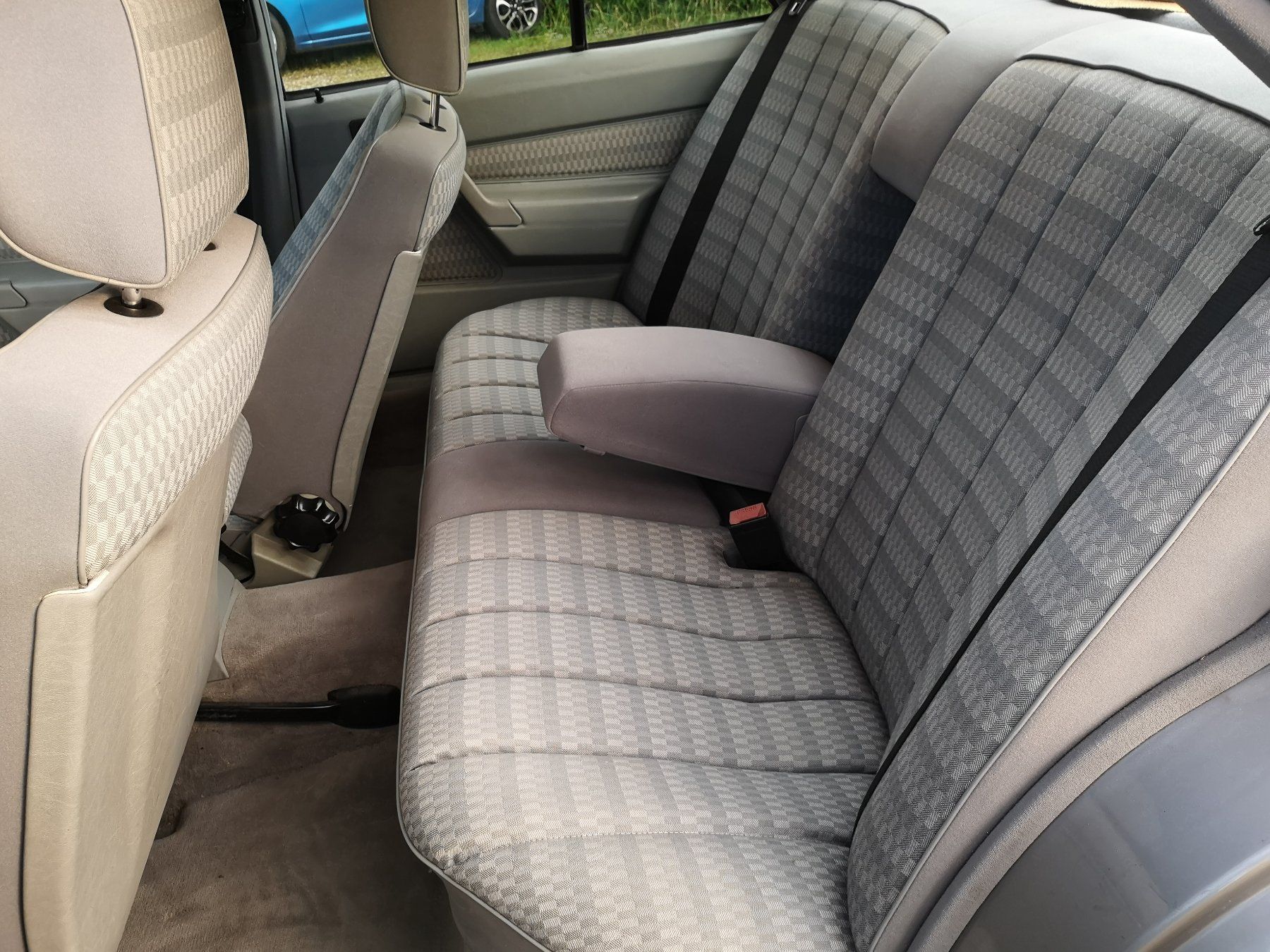 Mercedes-Benz Automobili: Mercedes 190E 2.6 W201 – Usato da Thalheim an der Thur venduto da strohfiich44 6