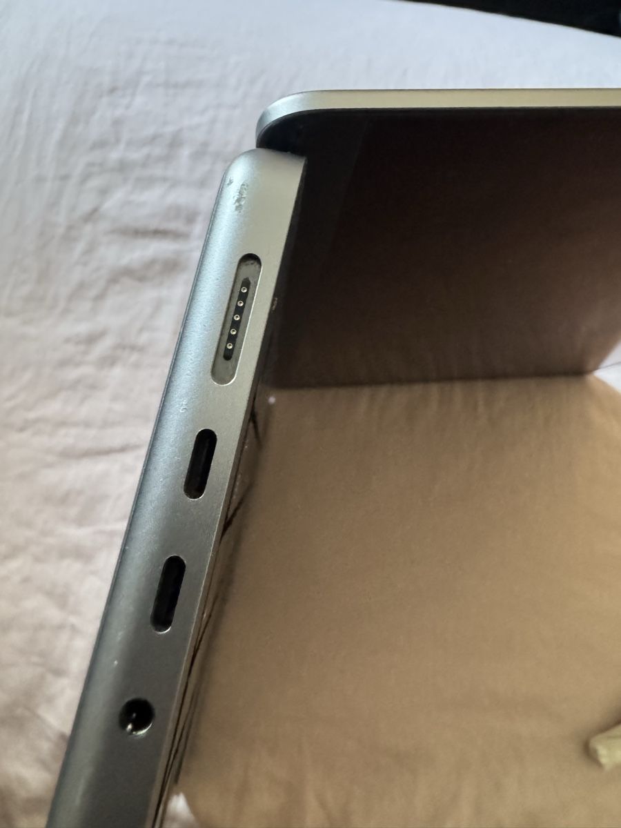 Apple Notebook: Apple MacBook Pro A2442 gris sidéral – Difettoso da Biel/Bienne venduto da Baol1 6