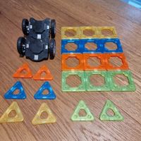Magnetisches Konstruktionsspielzeug mit Auto, Top Zustand!