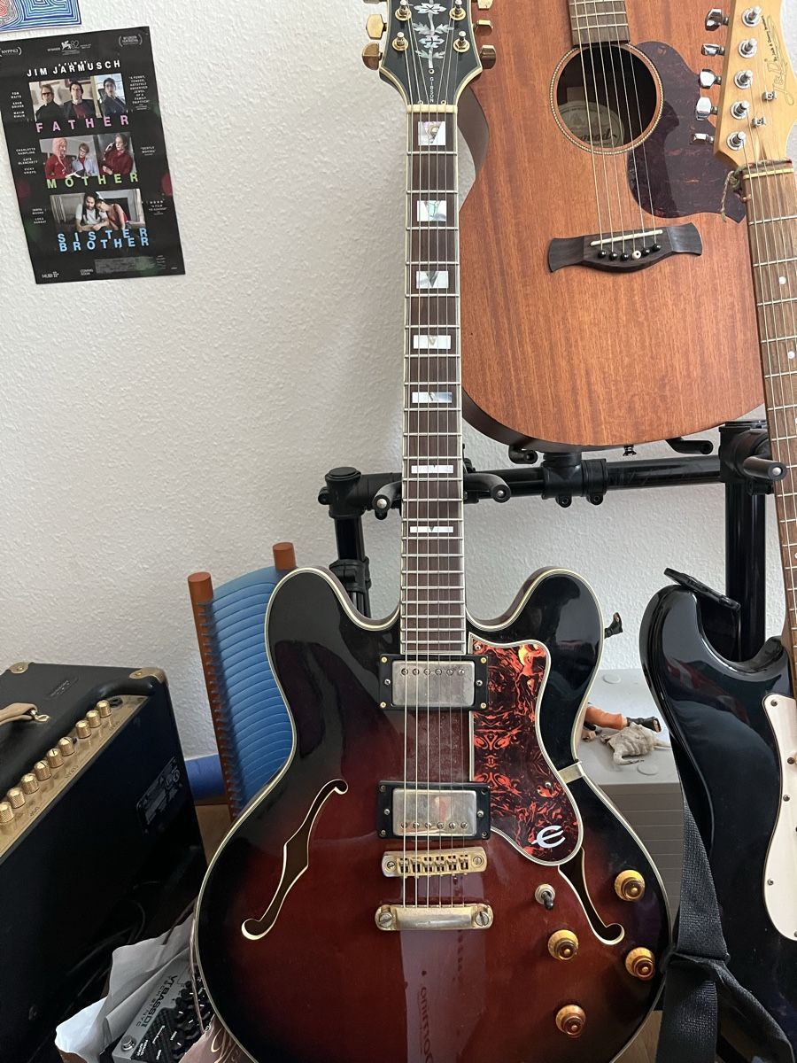 Epiphone Musikinstrumente: Epiphone Sheraton VSB – Gebraucht aus Allschwil von vin_9xmm