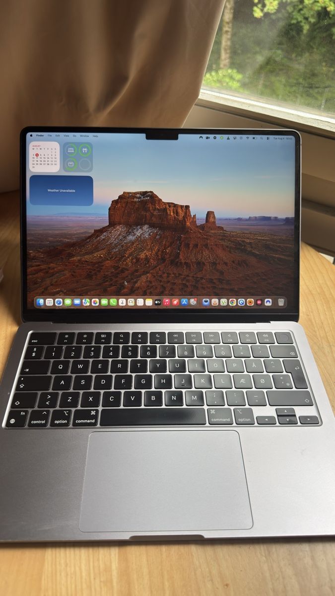 Apple Notebooks: MacBook Air M3 – Neu (gemäss Beschreibung) aus Luzern von Mxg05