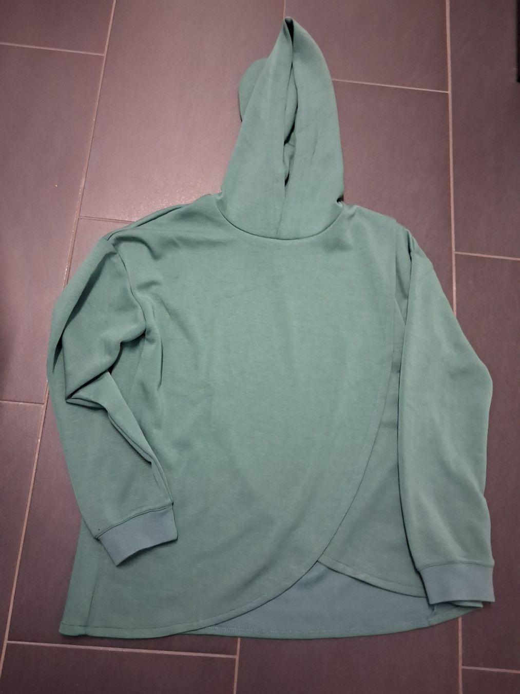 Pulls & Sweat-shirts: KAPUZEN PULLI GRÜN M – Neuf (Voir description) à langnau par Santos1411
