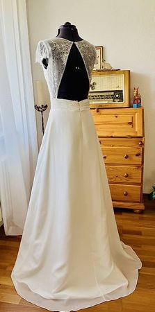 SUMMER SALE! NEUES Brautkleid von Valerie in 36/38