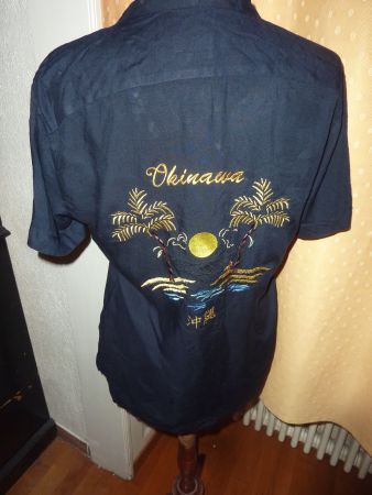 chemise d'été  taille M marque ZARA pour homme