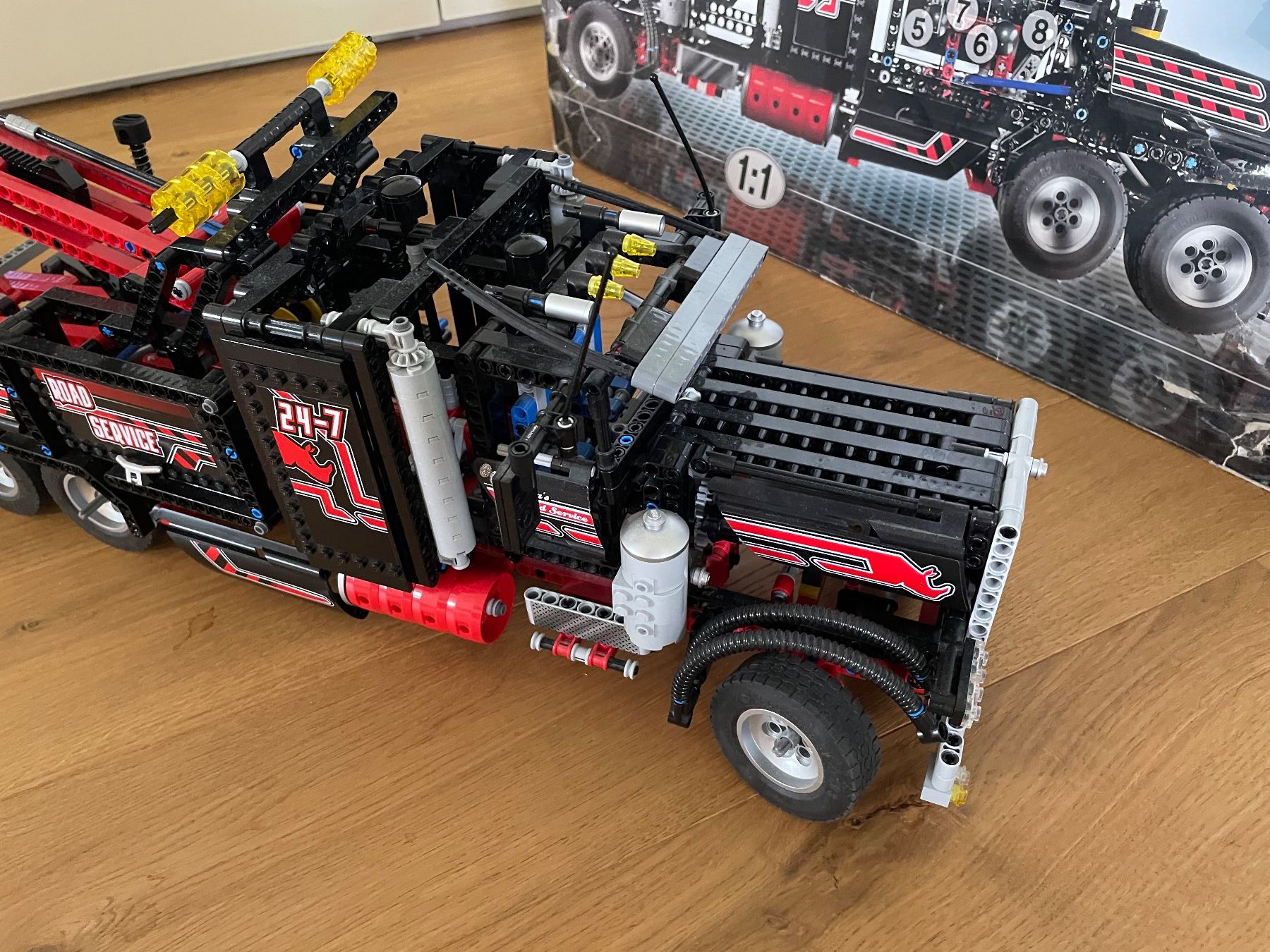 Lego Giocattoli: Lego Technik Abschlepptruck 8285 – Usato da Luzern venduto da nie_5jwd 1