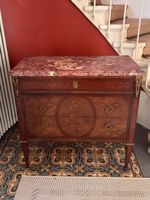 Commode style Louis XVI