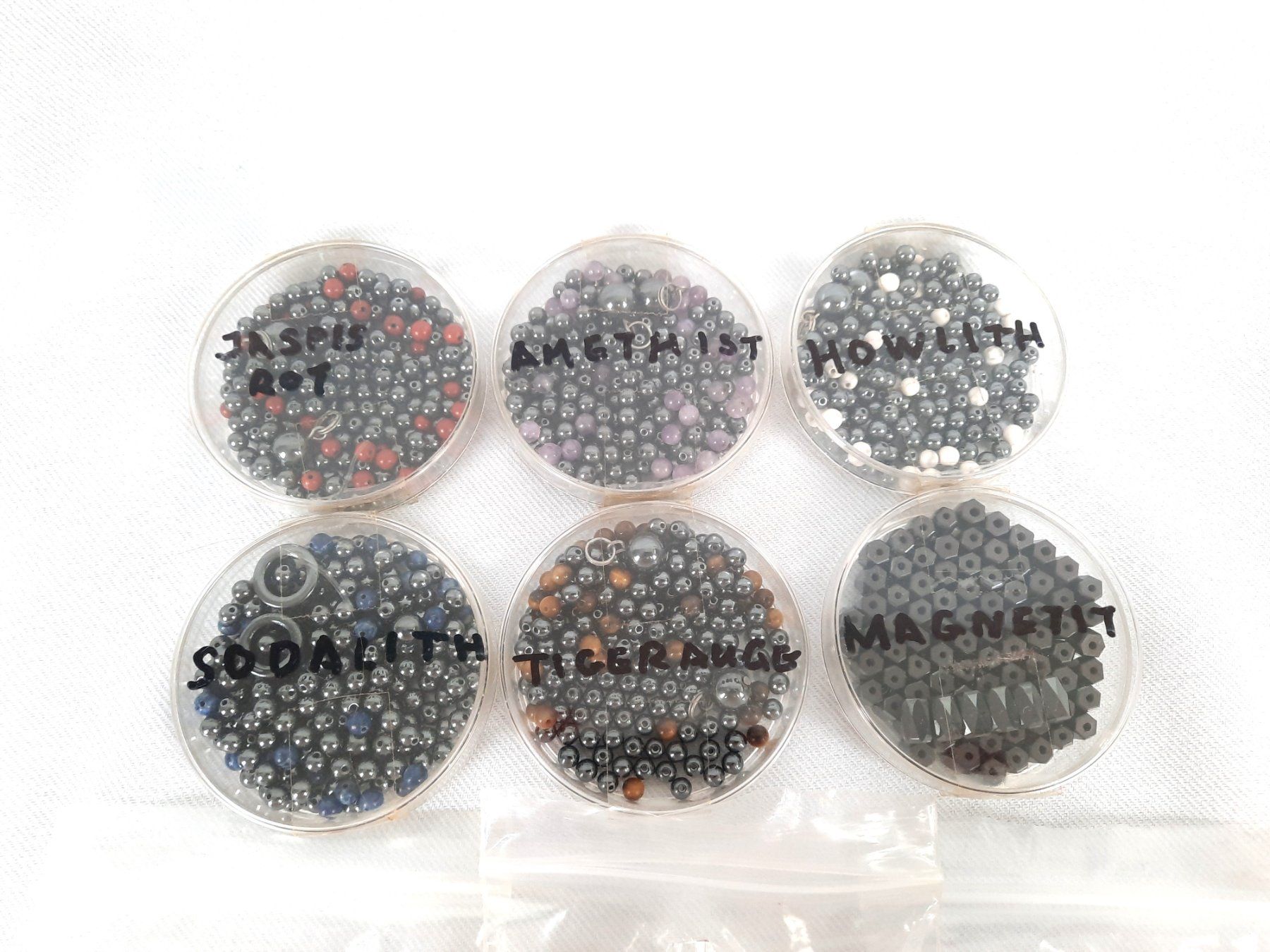 Kit bricolage: Schmuck- und Deko Bastelset – Usato da Beinwil am See venduto da Restwert_Beinwil 1