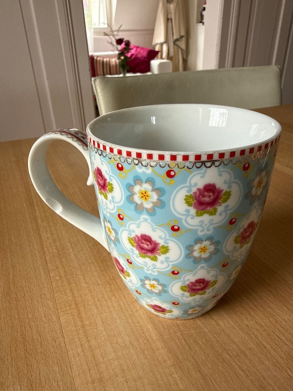 Pip Studio Tazze: PiP studio Tasse – Usato da St Gallen venduto da mayerka 1