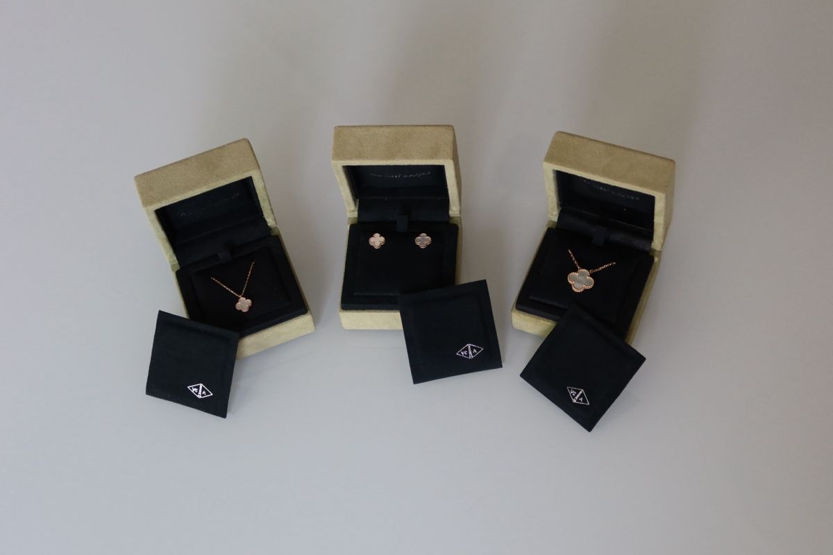 Bulgari Altri gioielli: Van Cleef & Arpels - whole Set – Nuovo (secondo la descrizione) da Zürich venduto da su8_29ks 2