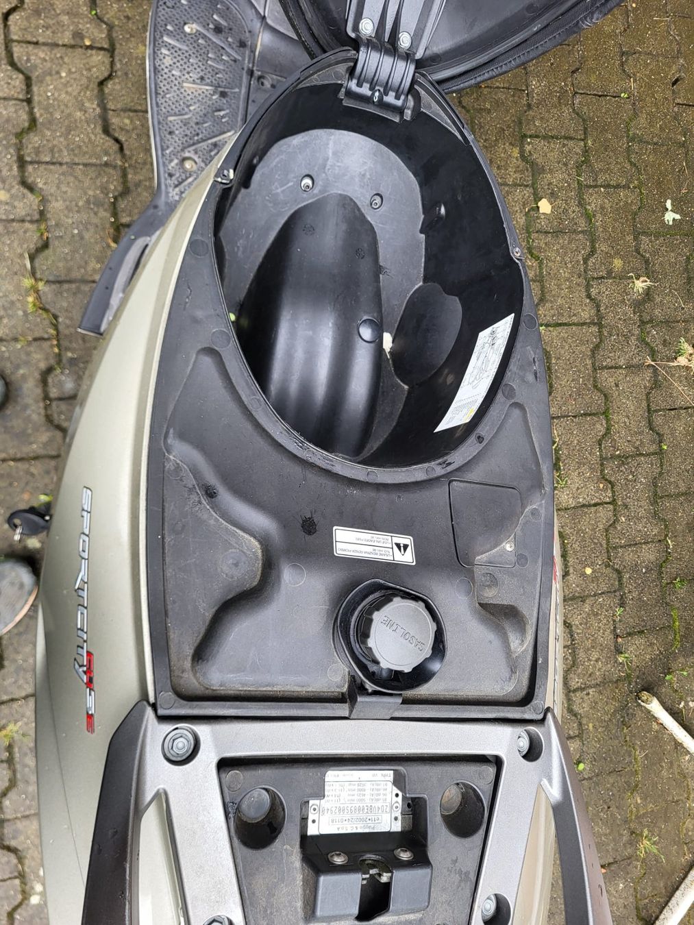 Aprilia Scooters: Aprilia Roller 125ccm – Gebraucht aus Untersiggenthal von LeaVerena 6