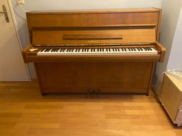 Yamaha Klavier Holz guter Zustand 88 Tasten