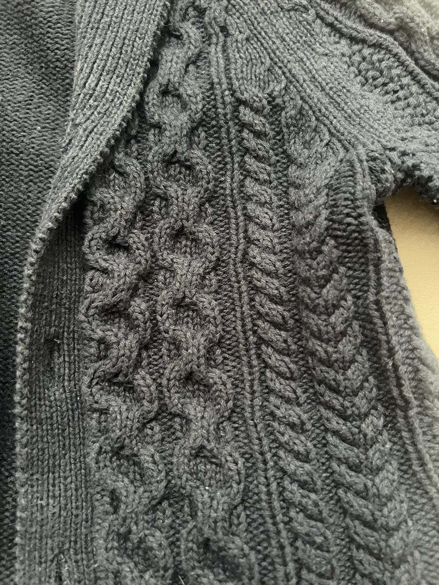 Next Giacche & Cappotti: Next Baby Strickjacke Zopfmuster – Usato da Schönenberg ZH venduto da Bosh 4