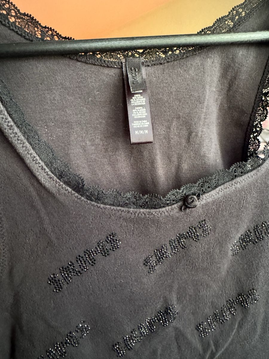 Skims Top: Skims Rhinestone Top Gr M – Usato da Zürich venduto da MHW23 1