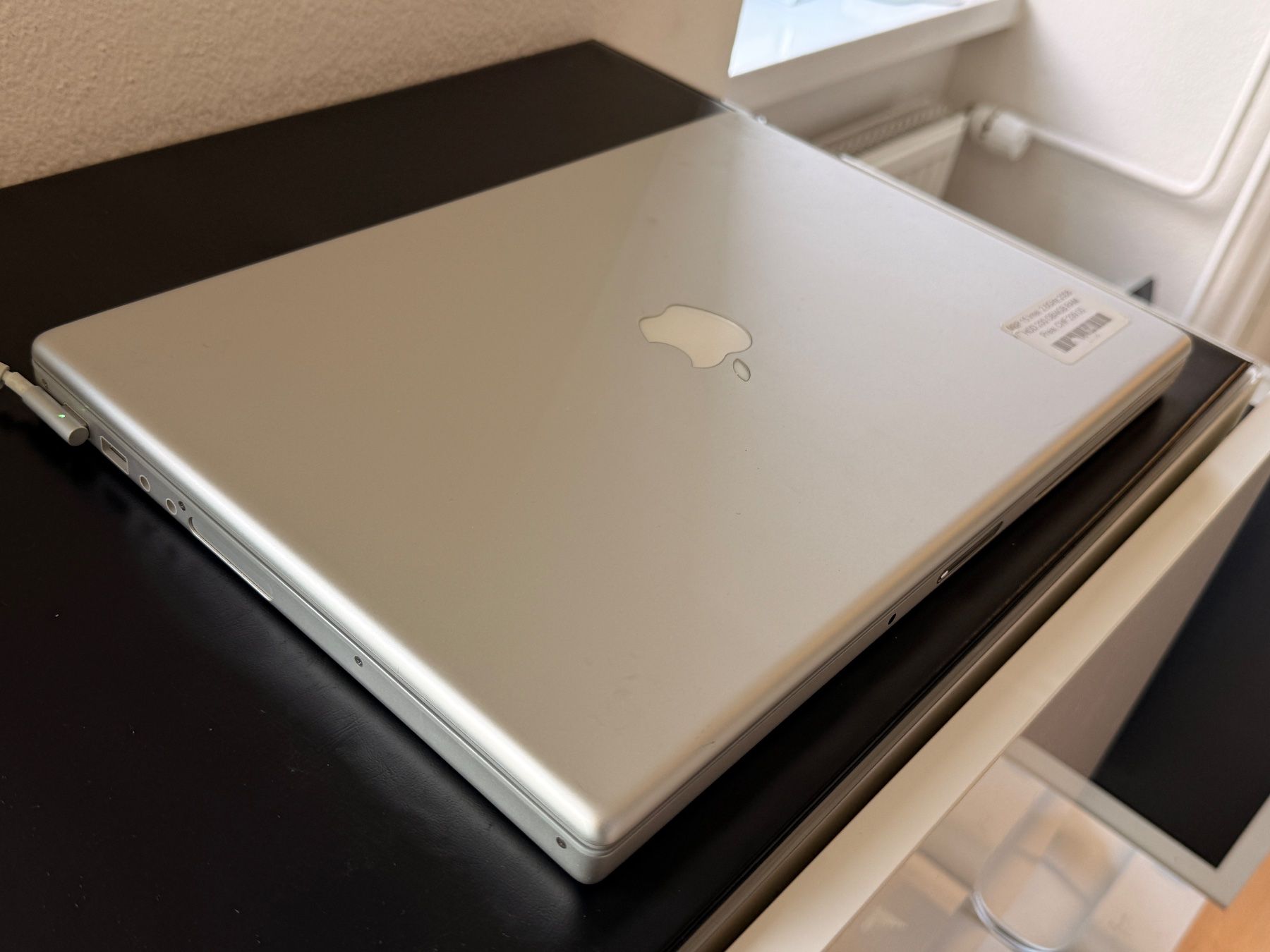 Apple Notebook: MacBook Pro 15 IntelCore Duo 2.4GHz Early 2008 – Usato da Frauenfeld venduto da mac_c7jc 2
