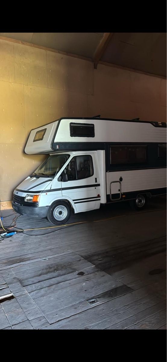 Ford Véhicules de camping: Ford Transit Wohnmobil – D'occasion à Udligenswil par jor_69jk 1